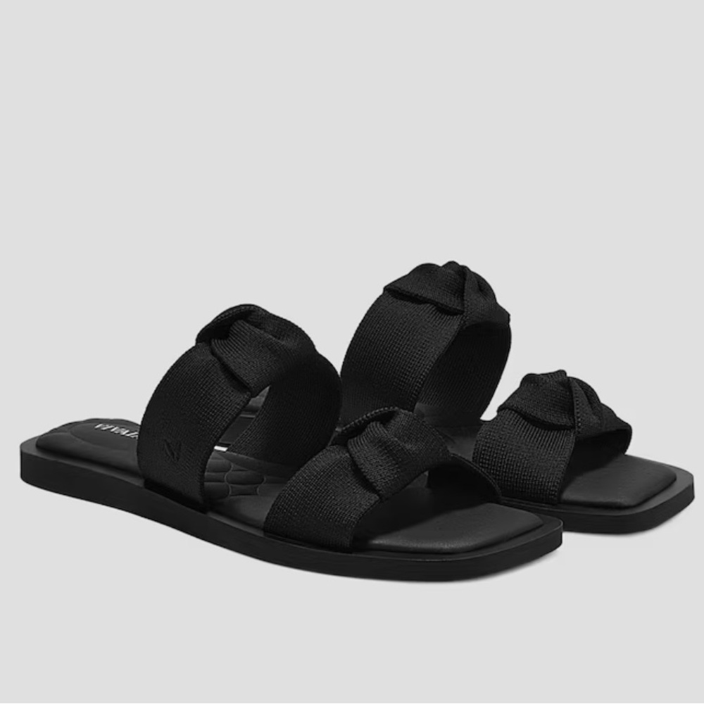Vivaia Pillow Top Slide Sandal
